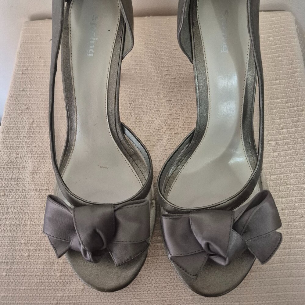 Pewter Pumps - Picture 5 of 9